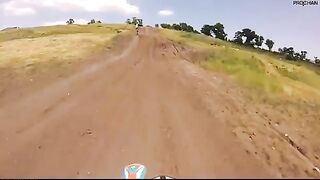 Motocross kontra krowa