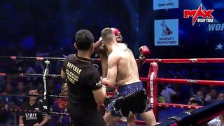 Podwójny nokaut w walce muay thai