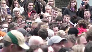 Pogoń za serem czyli Cheese rolling w Anglii