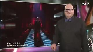 Szwedzki tłumacz z języka migowego kradnie show