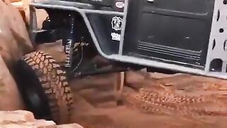 Mistrz off roadu w akcji